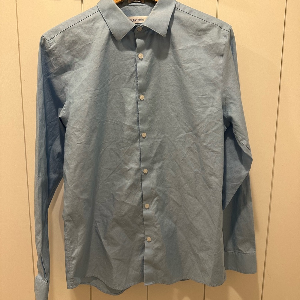 Calvin Klein Slim Fit Men's Sky Blue Button-Up Dress Shirt